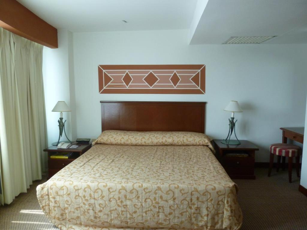 Gocos Hotel Klang Exterior photo